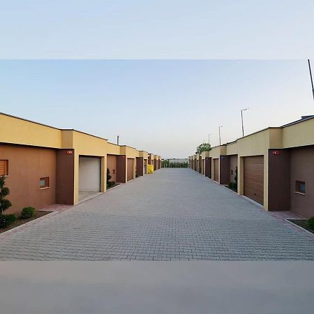 Motel Villa Star Gjilan Esterno foto